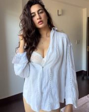 Sensual Megha Shukla Cleavage in a Open White Linen Shirt Photos 02 Sensual Megha Shukla Cleavage in a Open White Linen Shirt Photos 02