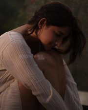 Super Sexy Kanika Mann Elegant Pictures 01