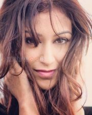 TV Actress Sunayana Fozdar Photos 05