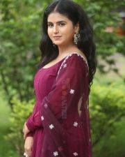 Actress Kavya Ramesh at Nachinavadu Trailer Launch Pictures 19