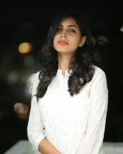 Actress Navami Gayak at Nidurinchu Jahapana Movie Poster Launch Photos 18