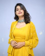 Actress Navami Gayak at OMG O Manchi Ghost Movie Pre Release Event Photos 17