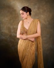 Beautiful Palak Sindhwani in a Beige Designer Saree with Sleeveless Blouse Pictures 01