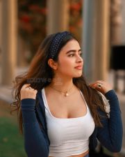 Dazzling Actress Shobhita Rana in a blue denim jacket and denim shorts photos 08