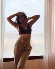 Marathi Actress Ruchira Jadhav in a Brown Bralette and Pants Photos 02