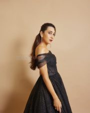 Murder Mubarak Movie Actress Karisma Kapoor Photoshoot Stills 04