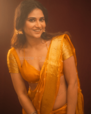 Ravishing Prisha Singh Cleavage in a Yellow Bandhani Saree With Deep V Gold Blouse Photos 02