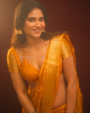Ravishing Prisha Singh Cleavage in a Yellow Bandhani Saree With Deep V Gold Blouse Photos 02