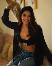 Sexy Prisha Rajesh Singh in a Black Bralette Top and Denim Pant Photos 04