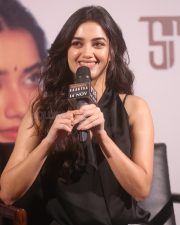 Heroine Bhagyashri Borse at Kaantha Success Meet Photos 02 Heroine Bhagyashri Borse at Kaantha Success Meet Photos 02