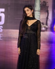 Heroine Bhagyashri Borse at Mr Bachchan Trailer Launch Event Photos 09 Heroine Bhagyashri Borse at Mr Bachchan Trailer Launch Event Photos 09