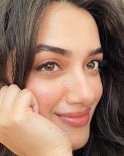 Winsome Actress Bhagyashrii Borse in a Black Spaghetti Strap Top Photos 01