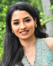 Actress Manisha Kandkur at Bhale Unnade Movie Press Meet Pictures 01