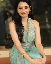 Actress Manisha Kandkur at Bhale Unnade Movie Press Meet Pictures 41