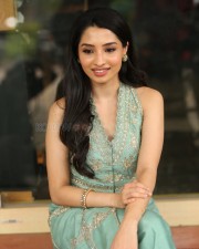Actress Manisha Kandkur at Bhale Unnade Movie Press Meet Pictures 44