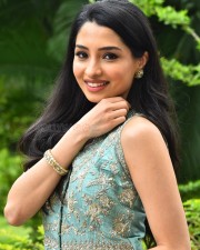 Actress Manisha Kandkur at Bhale Unnade Movie Press Meet Pictures 61