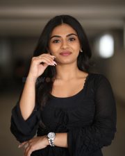 Actress Nayan Sarika at Vishnu Vinyasam Movie Interview Photos 20