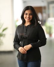 Actress Nayana Sarika at Vishnu Vinyasam Movie Funtastic Blockbuster Photos 09