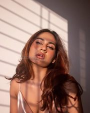 Gorgeous Srushti Bannatti Glam Pictures 03