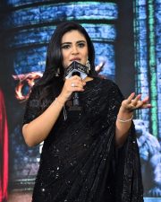 Heroine Nayan Sarika at Rakasa Movie Pre Release Event Photos 19