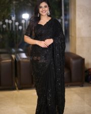 Heroine Nayan Sarika at Rakasa Movie Pre Release Event Photos 20