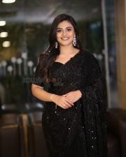 Heroine Nayan Sarika at Rakasa Movie Pre Release Event Photos 24