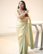 Heroine Nayan Sarika at Vishnu Vinyasam Movie Prerelease Press Meet Pictures 11