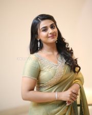 Heroine Nayan Sarika at Vishnu Vinyasam Movie Prerelease Press Meet Pictures 15