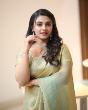 Heroine Nayan Sarika at Vishnu Vinyasam Movie Prerelease Press Meet Pictures 17