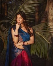 Luminous Actress Srushti Bannatti in a Navy Blue Saree With Red Border Photos 04