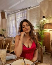 Passionate Shrusti Banatti Cleavage in a Red Corset Bustier Top Photos 02