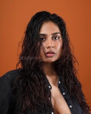 Seductive Srushti Bannatti Cleavage in a Black Open Robe Pictures 01 Seductive Srushti Bannatti Cleavage in a Black Open Robe Pictures 01