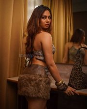 Seductive Srushti Bannatti Hot Pictures 01