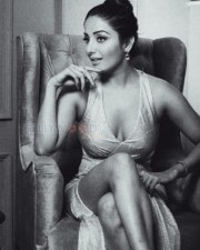 Actress Sonia Mann Sexy Photoshoot Pictures 08