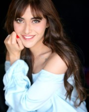 Beautiful Angela Krislinzki Pictures 13