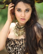 Padam Paesum Nisha Kothari Stills 30 Padam Paesum Nisha Kothari Stills 30