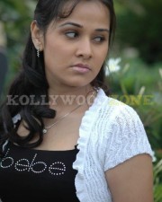 Priyanka kothari stills 003