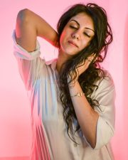 Vyavastha Actress Kamna Jethmalani Sexy Pictures 01