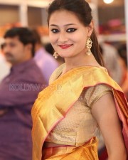 Actress Nilofer At Vrk Silks Bridal Expo Launch Photos 09