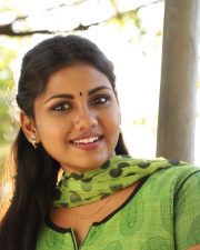 Vakiba Movie Heroine Manishaajith Pictures 11