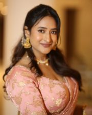 Actress Manika Chikkala At Dhandoraa Movie Pre Release Event Pictures 28