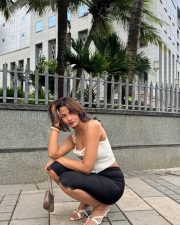 Chic Actress Shruti Chauhan in a White Ruffle Cami Black Skirt Photos 10 Chic Actress Shruti Chauhan in a White Ruffle Cami Black Skirt Photos 10