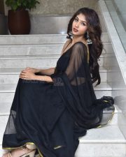 Saaree Movie Heroine Aaradhya Devi Sexy in a Black Saree with Sleeveless Blouse Photos 12