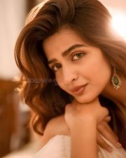 Sexy Actress and Model Shruti Chauhan in a White Two Piece Crop Top and Skirt with Floral Embroidery Pictures 01 Sexy Actress and Model Shruti Chauhan in a White Two Piece Crop Top and Skirt with Floral Embroidery Pictures 01