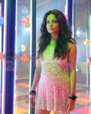 Sneha Ullal Sexy Dance Photos 04