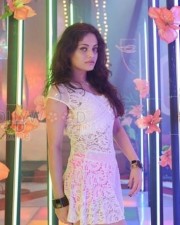 Sneha Ullal Sexy Dance Photos 07