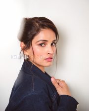 Striking Actress Chetna Pandey in a Navy Blue Denim Jacket and Bustier Photos 01