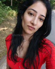 Aadrika Actress Niharica Raizada Cleavage in a Red Top and Blue Jeans Photos 03