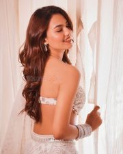 Alluring Vidhi Yadav in an Off White Lehenga Choli with a Bustier Style Blouse and Flared Skirt Photos 05 Alluring Vidhi Yadav in an Off White Lehenga Choli with a Bustier Style Blouse and Flared Skirt Photos 05