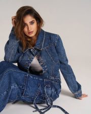 Cute and Chic Rasha Thadani in a White Crop Top with Denim Jacket and Jeans Pictures 02